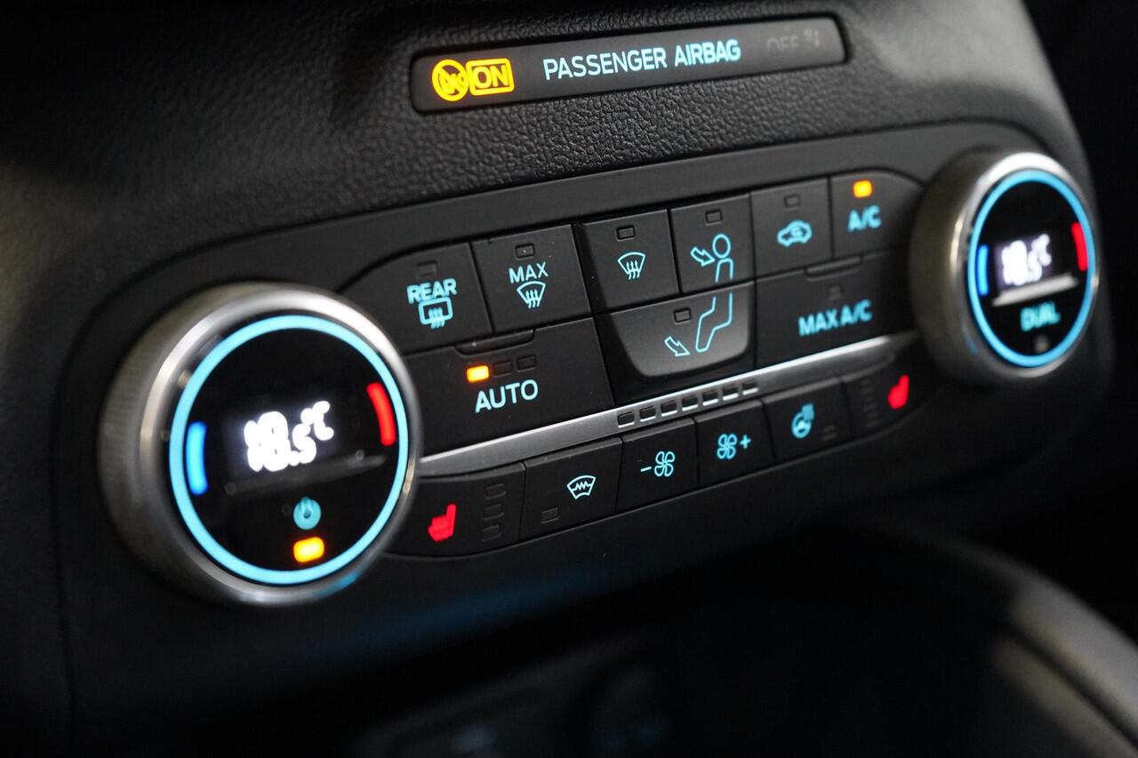 Ford KUGA 2.5 PHEV Titanium | Winter-pack | Adapt. Cruise | SoH 90% | Voorruitverwarming | Privacy Glass | Navigatie | Climate airco