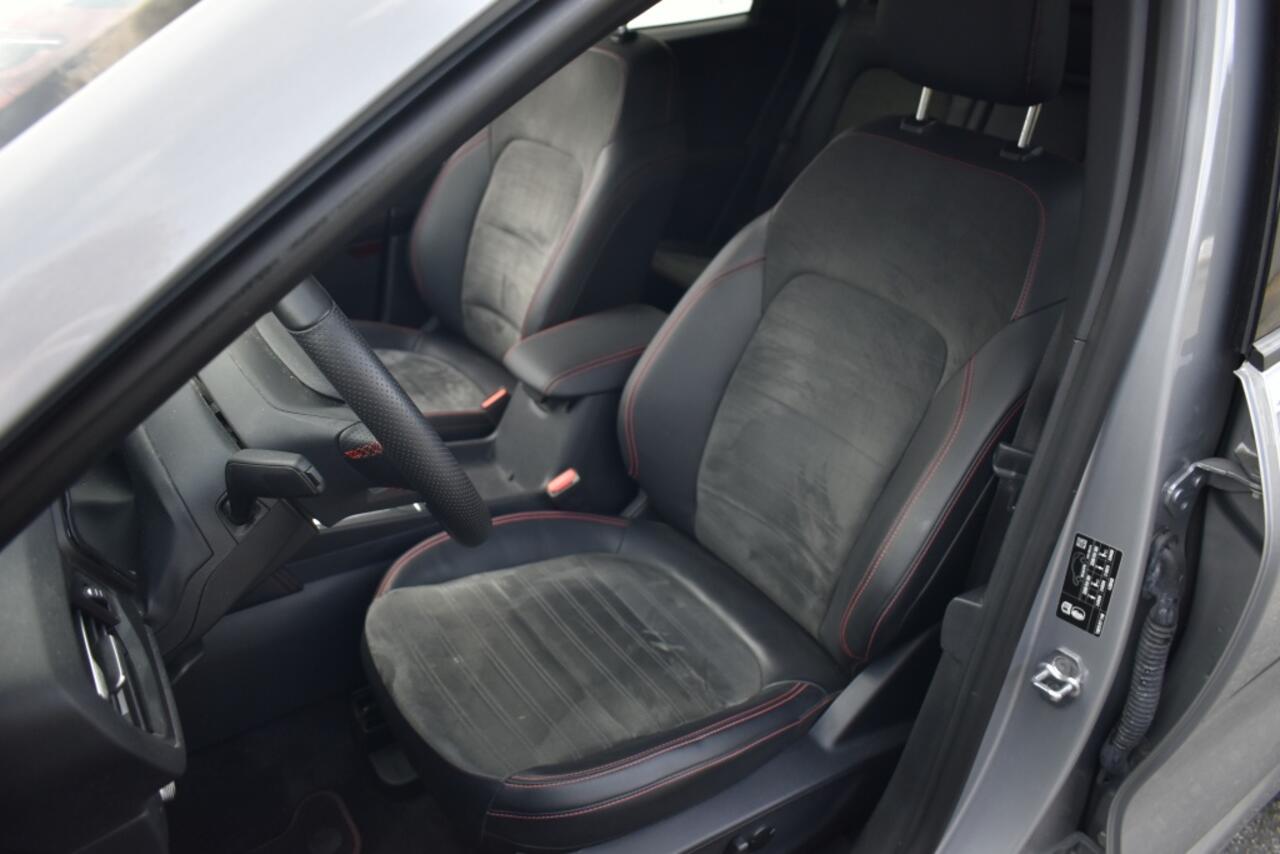 Ford KUGA Kuga 2.5 PHEV ST-Line X | Camera | winterpakket | PDC