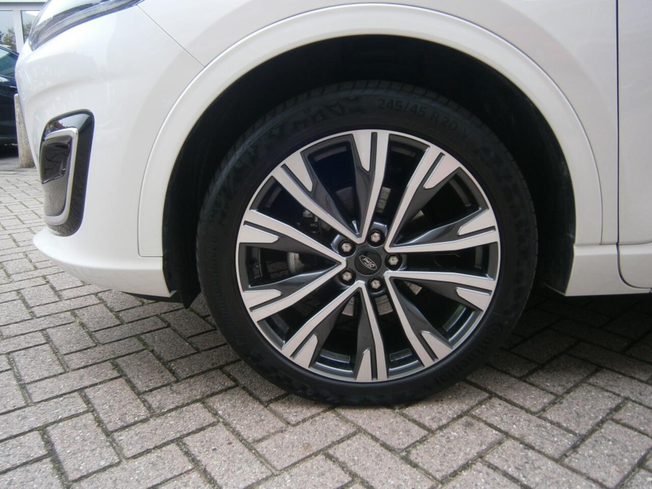 Ford KUGA 2.5 PHEV Vignale ,Navi,Camera,Winterpack,B&O,Key Less etc.