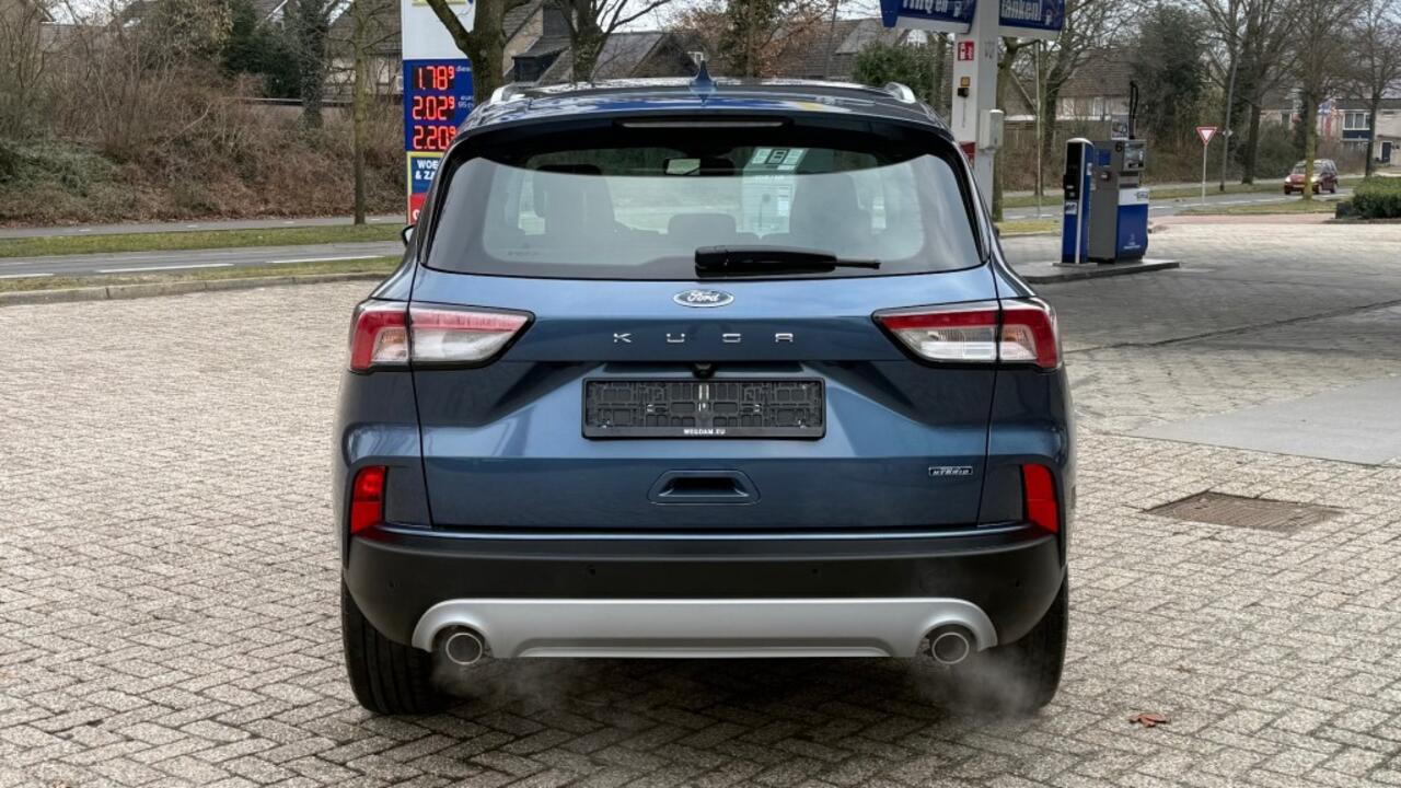 Ford KUGA 2.5 PHEV TITANIUM / Winter pack