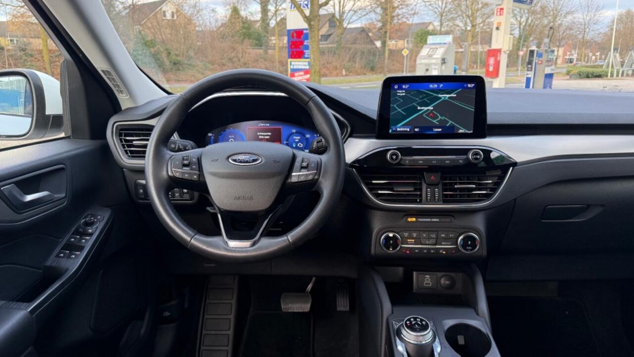 Ford KUGA 2.5 PHEV TITANIUM / Winter pack