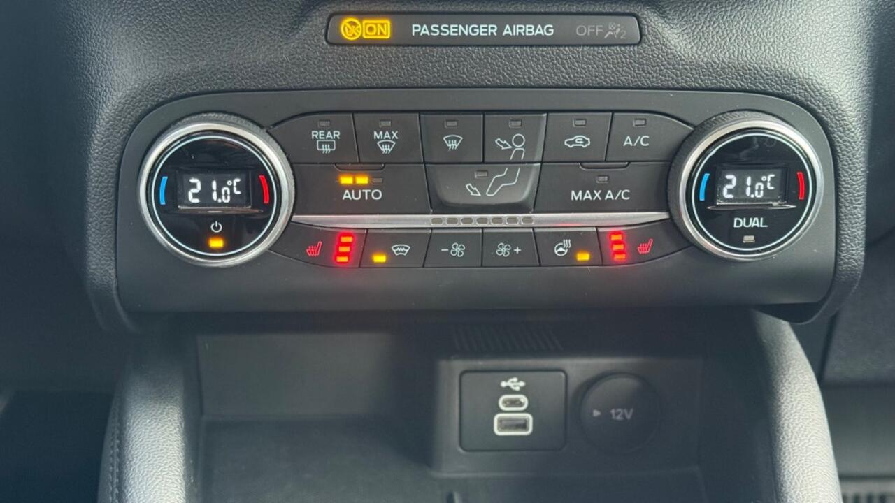 Ford KUGA 2.5 PHEV TITANIUM / Afn. trekhaak + Winter pack