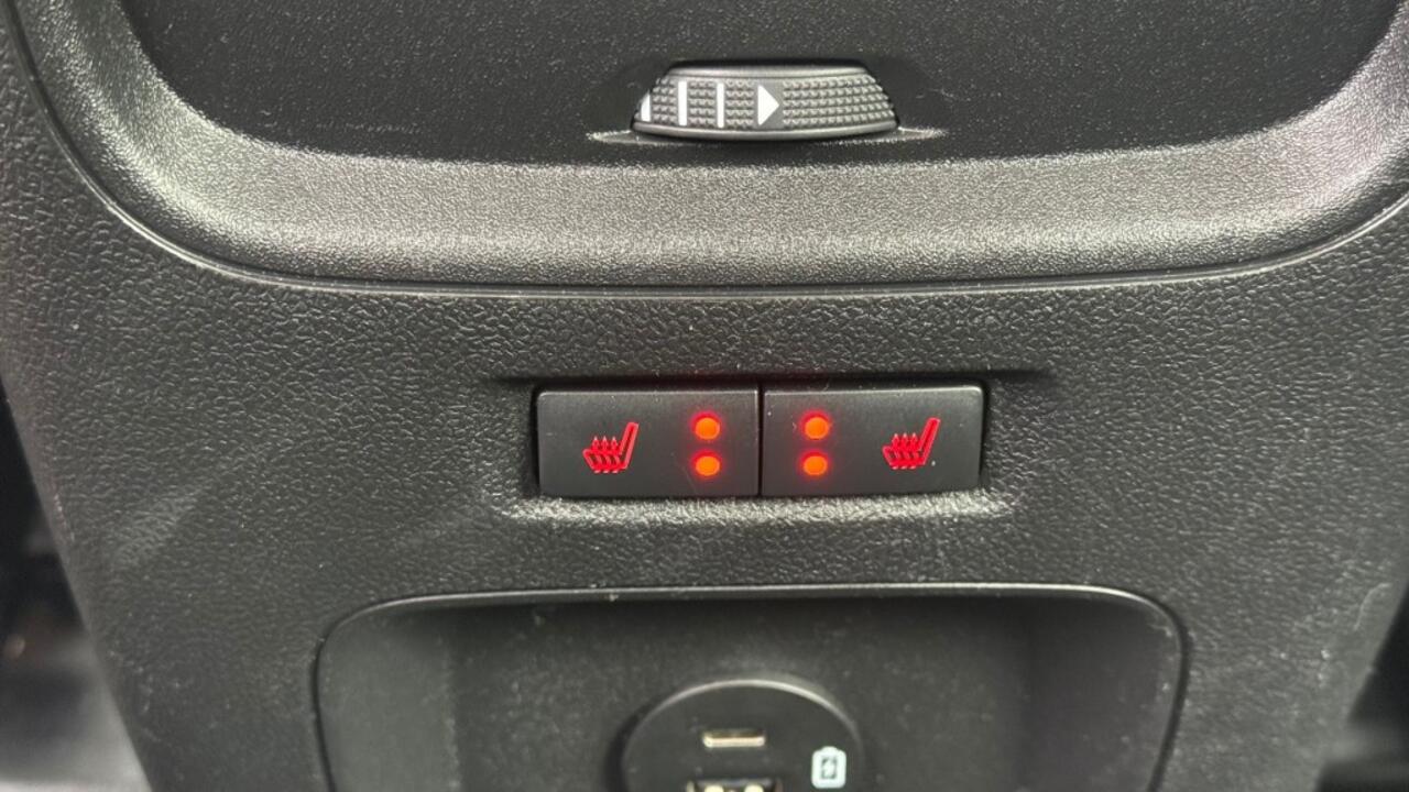 Ford KUGA 2.5 PHEV TITANIUM / Afn. trekhaak + Winter pack