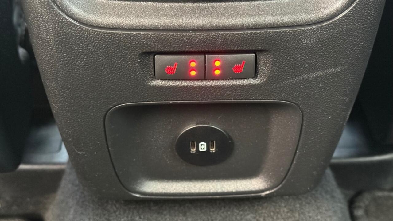 Ford KUGA 2.5 PHEV TITANIUM / Trekhaak + Winter pack