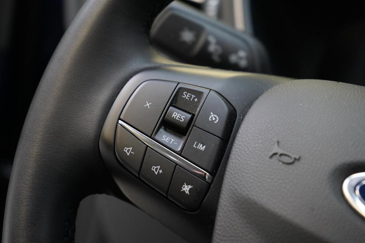 Ford KUGA 2.5 PHEV Titanium | Head-Up | Stoelverwarming | Navigatie | Achteruitrijcamera | Stuurverwarming