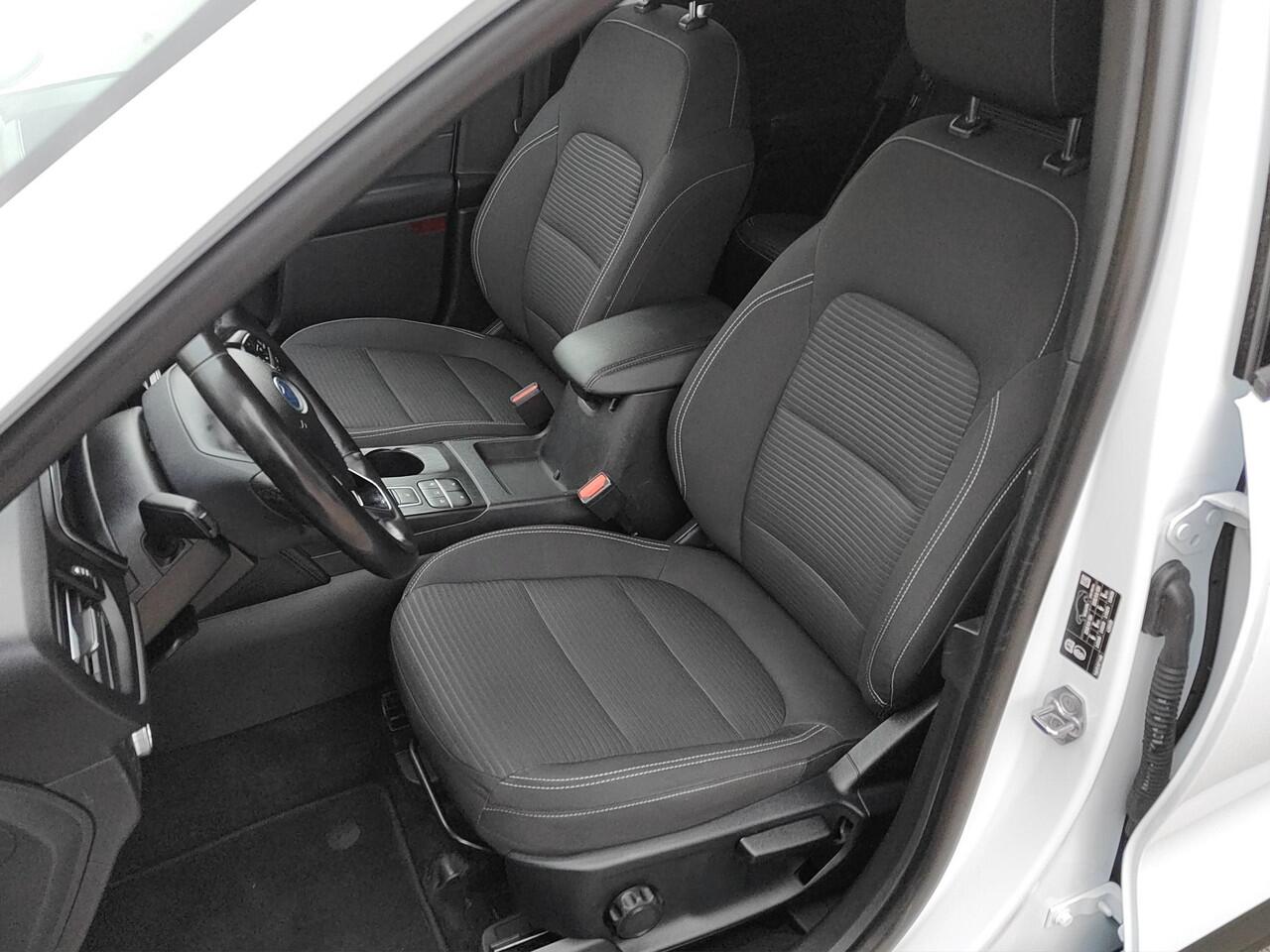 Ford KUGA 2.5 PHEV Titanium Plug-in / ACC / Trekhaak / Head-up