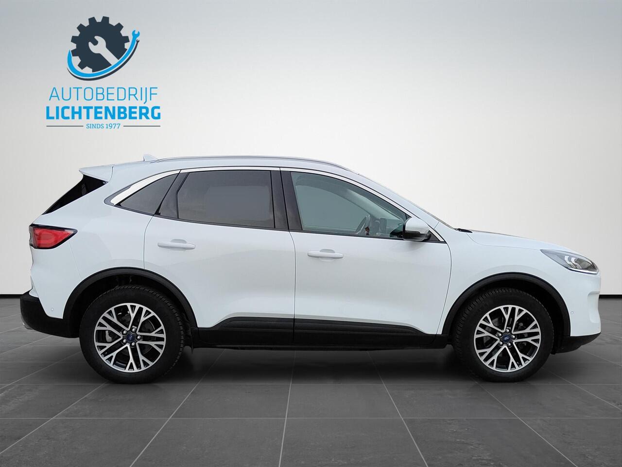 Ford KUGA 2.5 PHEV Titanium Plug-in / ACC / Trekhaak / Head-up