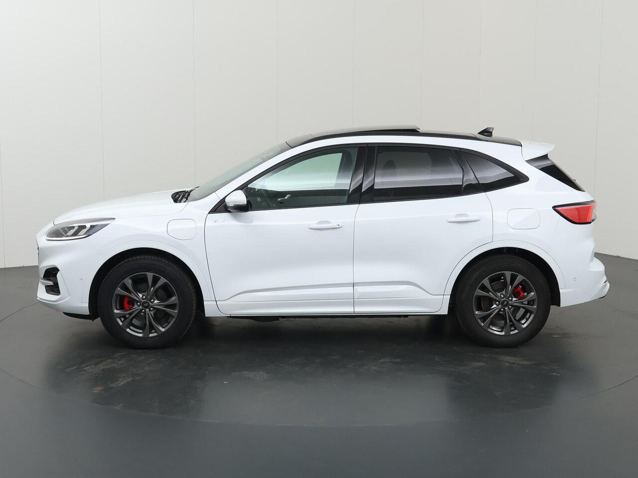 Ford KUGA 2.5 PHEV ST-Line X | Panoramadak | Elekt. Trekhaak | Head up | Winterpack | Cruise Control Adaptief | B&O Audio |