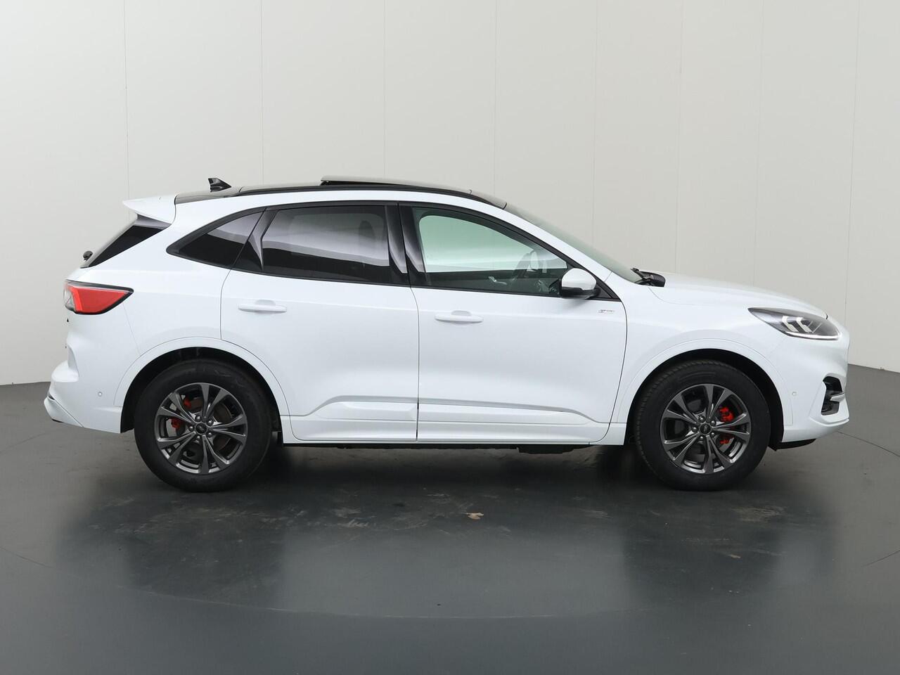 Ford KUGA 2.5 PHEV ST-Line X | Panoramadak | Elekt. Trekhaak | Head up | Winterpack | Cruise Control Adaptief | B&O Audio |