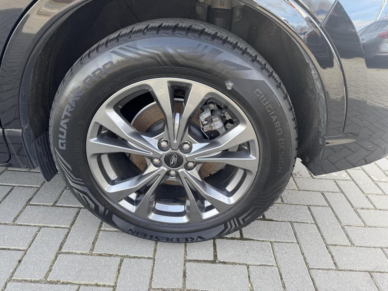 Ford KUGA 1.5 EcoBoost ST-Line 150pk | Winterpack | 19 inch lichtmetalen velgen | elektrisch bedienbare achterklep