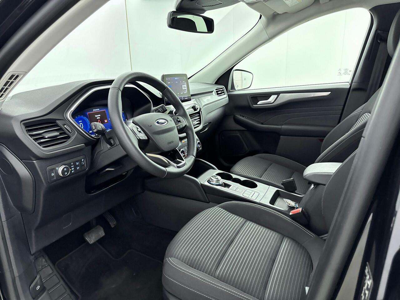 Ford KUGA 2.5 PHEV Titanium | Achteruitrijcamera | Cruise Control | Navigatie | Achterbank Verschuifbaar | All Season |