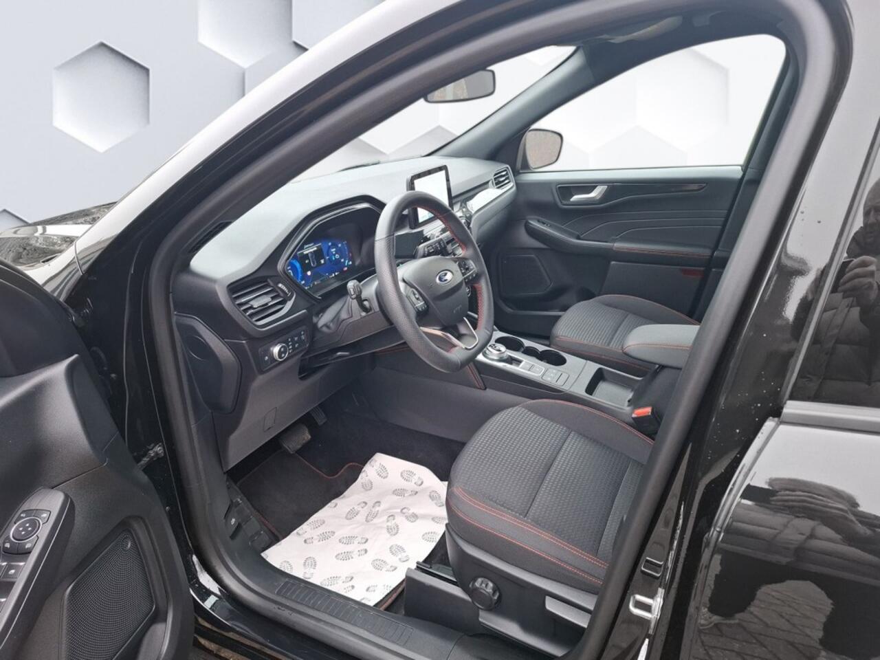 Ford KUGA 2.5 ST-Line Winterpack Plug-In hybride . Alle optie's, 23.000 km.