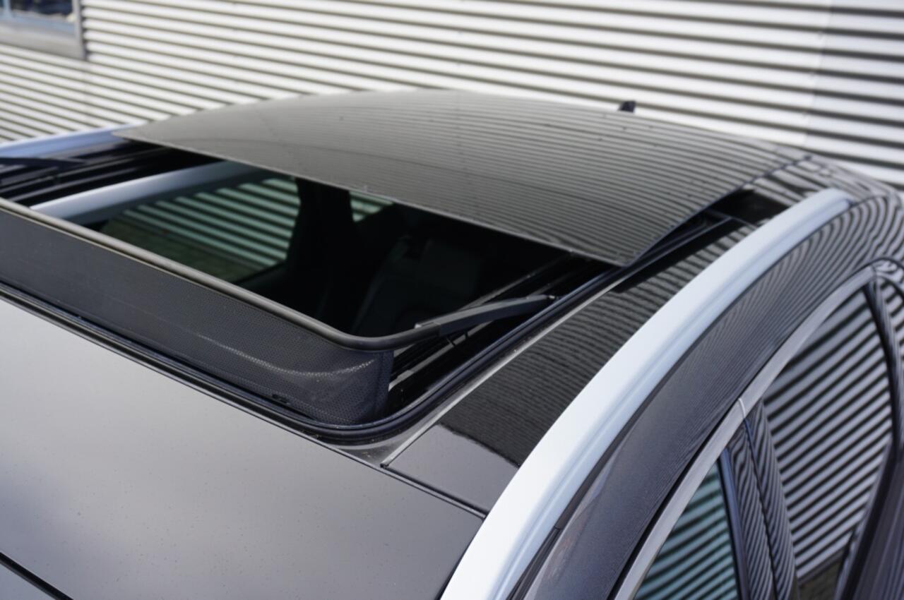 Ford KUGA 225PK PHEV Titanium X AUTOMAAT | PANO | HEADUP | CAMERA