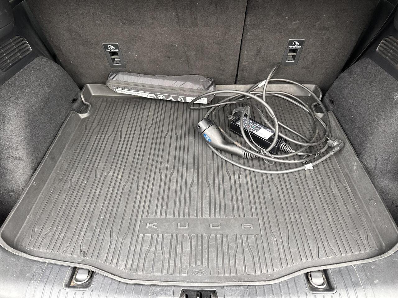 Ford KUGA 2.5 PHEV Titanium | Winter Pack | Technology Pack | Leder-Stof | HUD | Adaptive CC | Navi | 360-Camera |