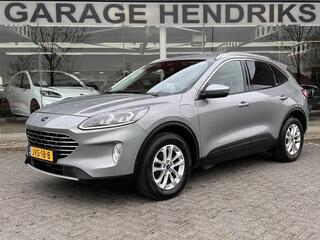 ford-kuga-2.5-phev-titanium--winte