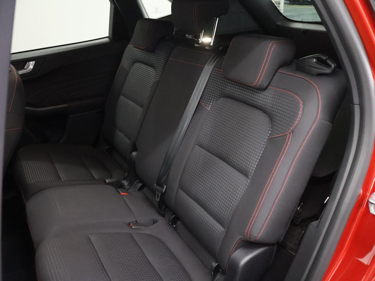 Ford KUGA 2.5 PHEV ST-Line | Winterpakket | Head-Up | Elektr. Achterklep | Climate Control | Cruise control | Parkeercamera |