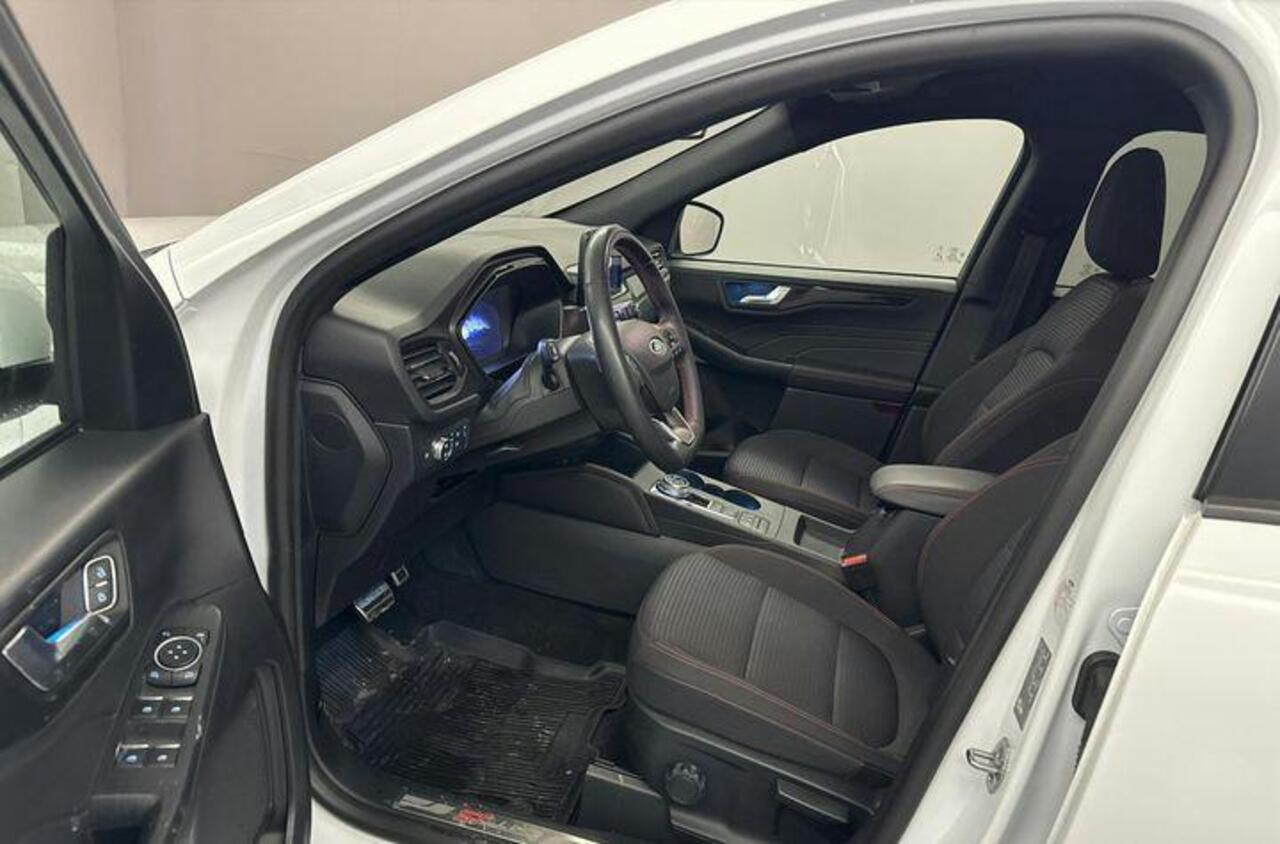 Ford KUGA 2.5 PHEV ST-Line 225pk | Wegklapbare Trekhaak | Winterpack | Design Pack | 1.500kg Trekgewicht