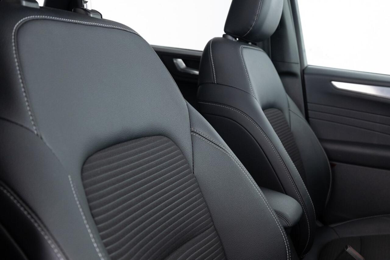 Ford KUGA 2.5 PHEV Titanium X | PANORAMADAK | Half LEDER | Full LED | NAVI | B&O | CARPLAY .