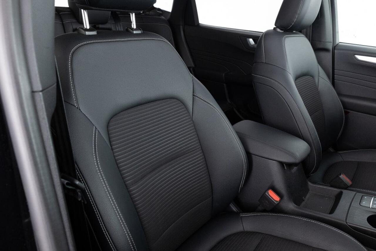 Ford KUGA 2.5 PHEV Titanium X | PANORAMADAK | Half LEDER | Full LED | NAVI | B&O | CARPLAY .