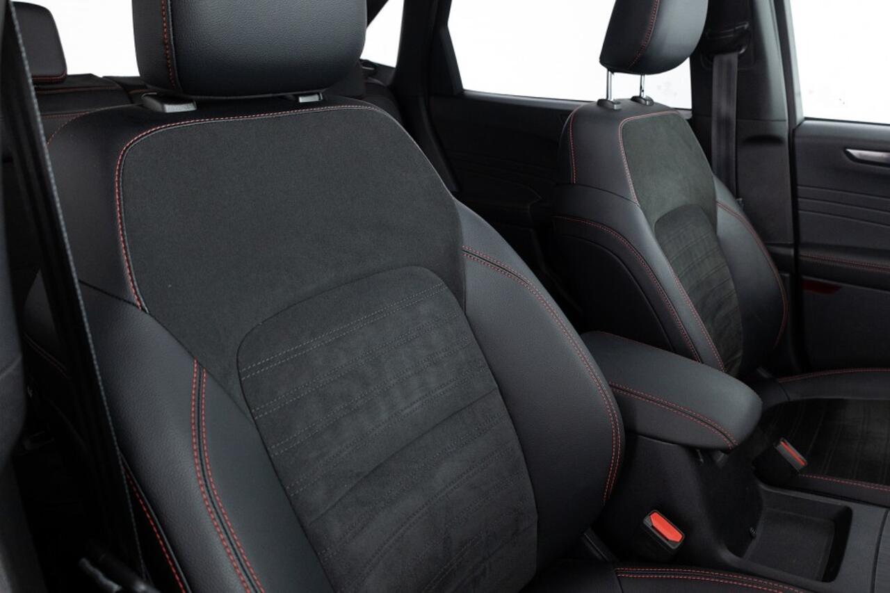 Ford KUGA 2.5 PHEV ST-Line X | PANORAMADAK | B&O | Head Up | Full LED | Winter pack .