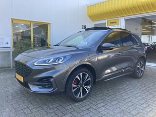 ford-kuga-2.5-phev-st-line-panorama