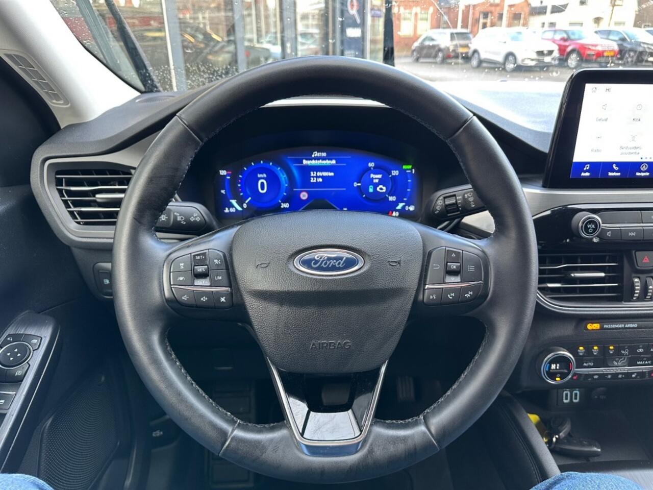 Ford KUGA 2.5 PHEV TITANIUM