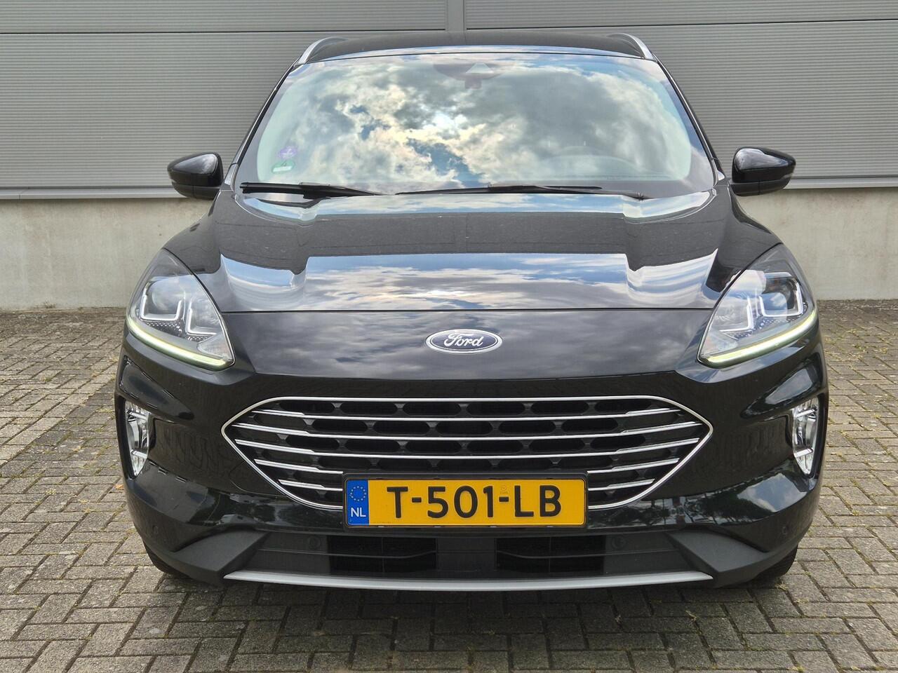 Ford KUGA 2.5 PHEV Titanium Trekhaak/winterpack