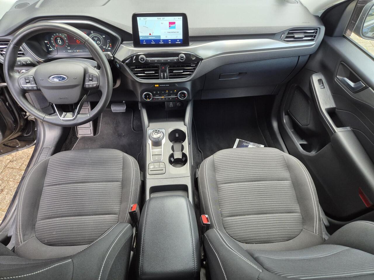 Ford KUGA 2.5 PHEV Titanium Trekhaak/winterpack