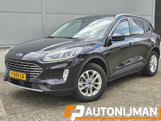 ford-kuga-2.5-phev-titanium-trekhaa