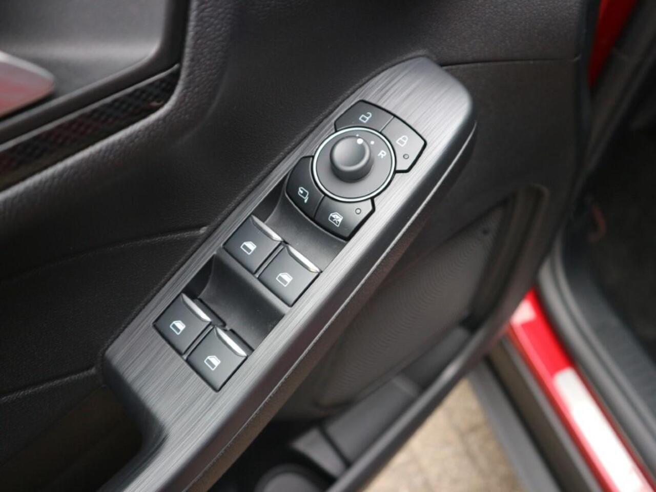 Ford KUGA 2.5 PHEV ST-Line X * PANO * BLACK PACK * ADAP CRUISE * HUD * AGR *