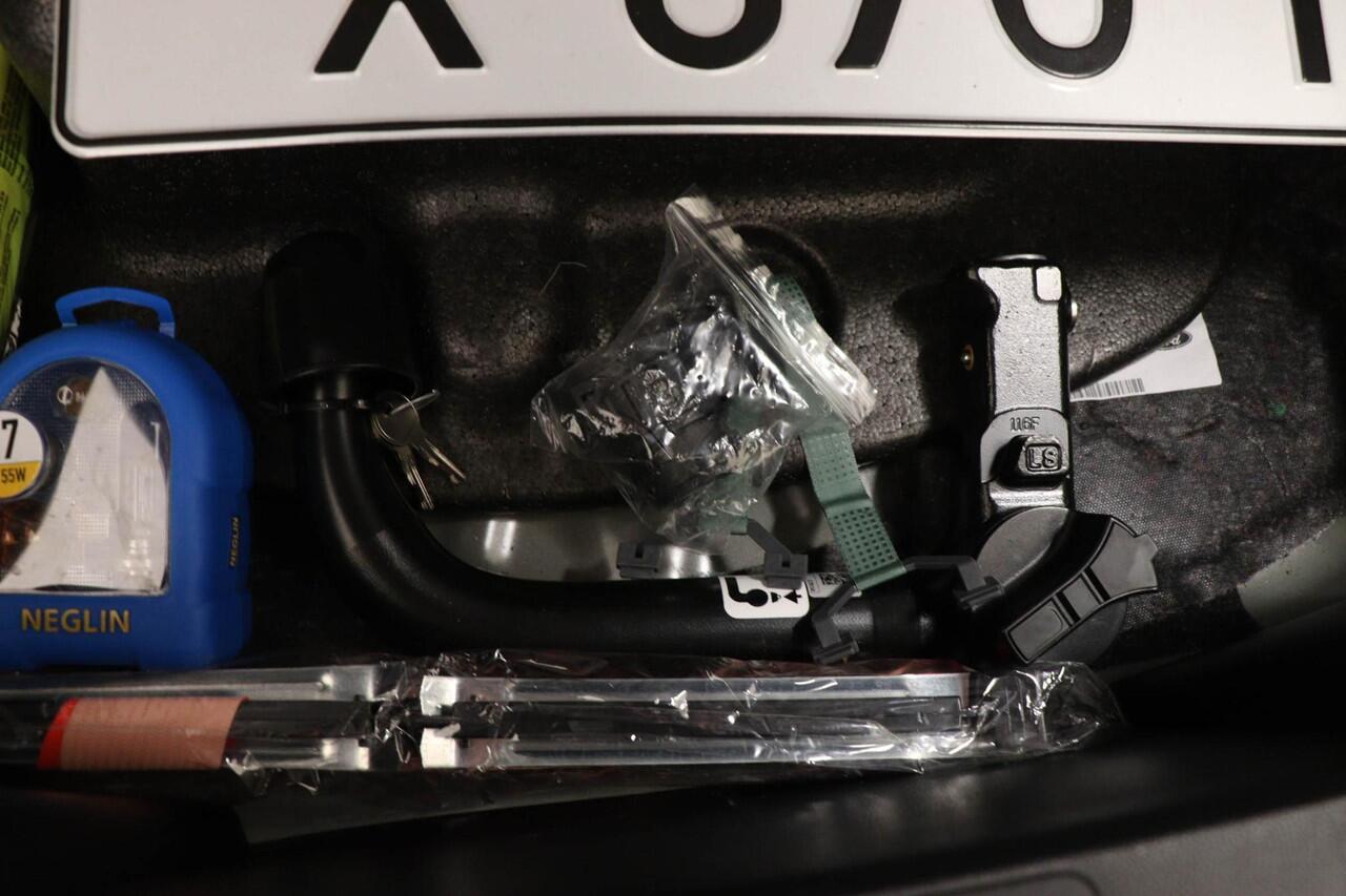 Ford KUGA 2.5 PHEV ST-Line | PANORAMADAK | STOELVERWARMING | APPLE | TREKHAAK