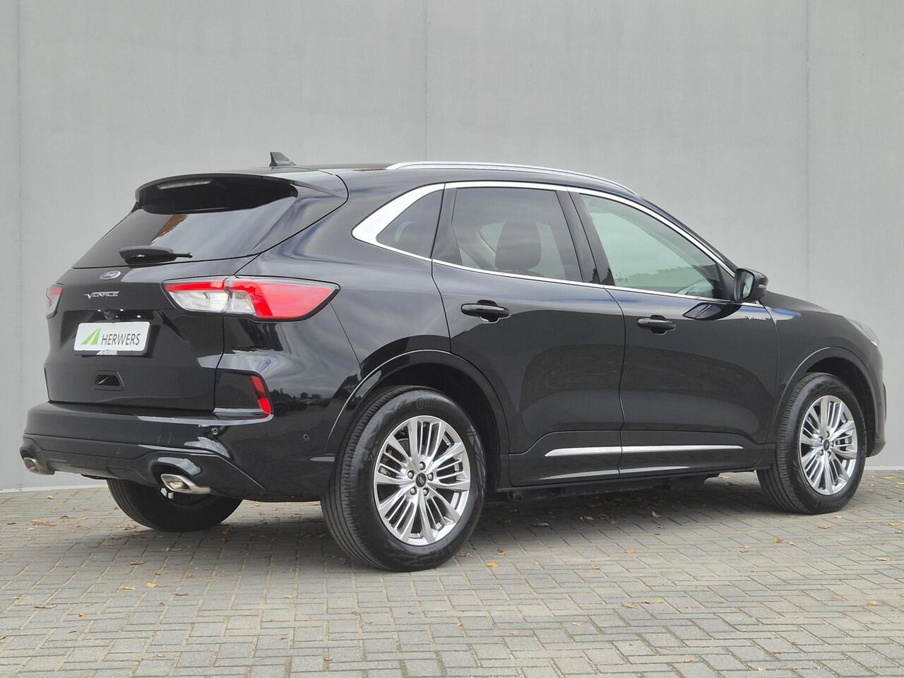 Ford KUGA 2.5 PHEV Plug-in Vignale Automaat / Driver Assistance Pack / Technology Pack / HUD / Apple Carplay Android Auto / Stuur-, Stoel en Achterbankverwarming / Adaptief CC / Voorruit verwarming / Elektrische achterklep / Achteruitrijcamera / Keyless Entry/Start