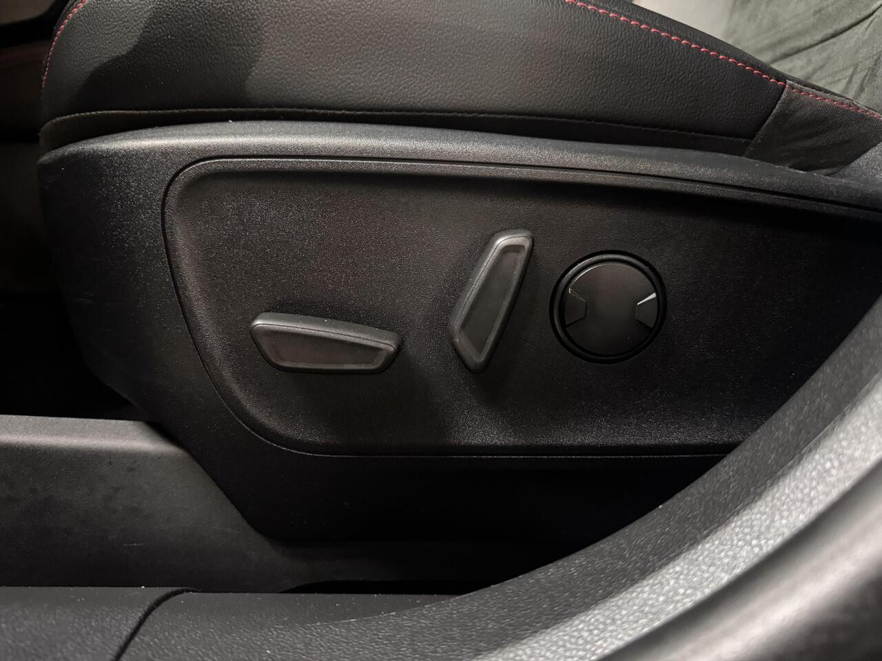 Ford KUGA 2.5 PHEV ST-Line X Ad. Cruise Camera Winter Parking Dodehoek pack El. Klep B&O Dealeronderhouden