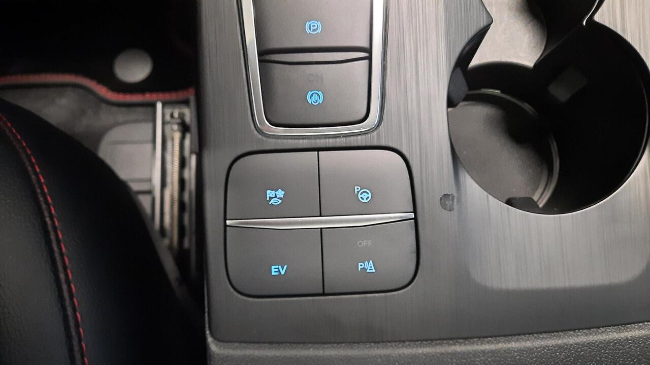 Ford KUGA 2.5 PHEV ST-Line X