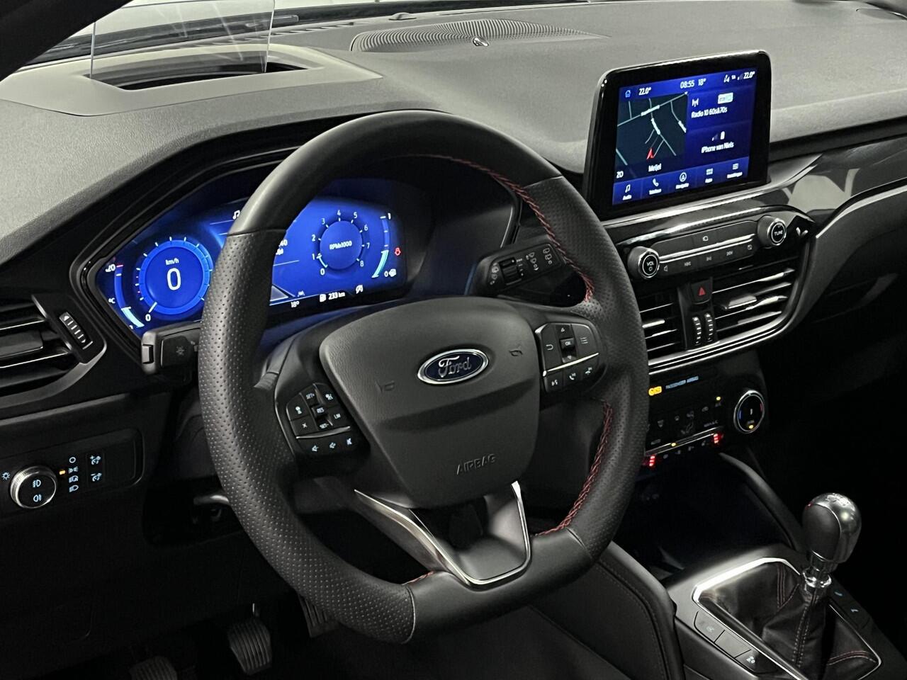Ford KUGA 1.5 EcoBoost ST-Line X *1800 kg Trekgewicht | Open dak | Trekhaak | Adapt. cruise control | B&O | Carplay | Stuur-/Stoelverwarming