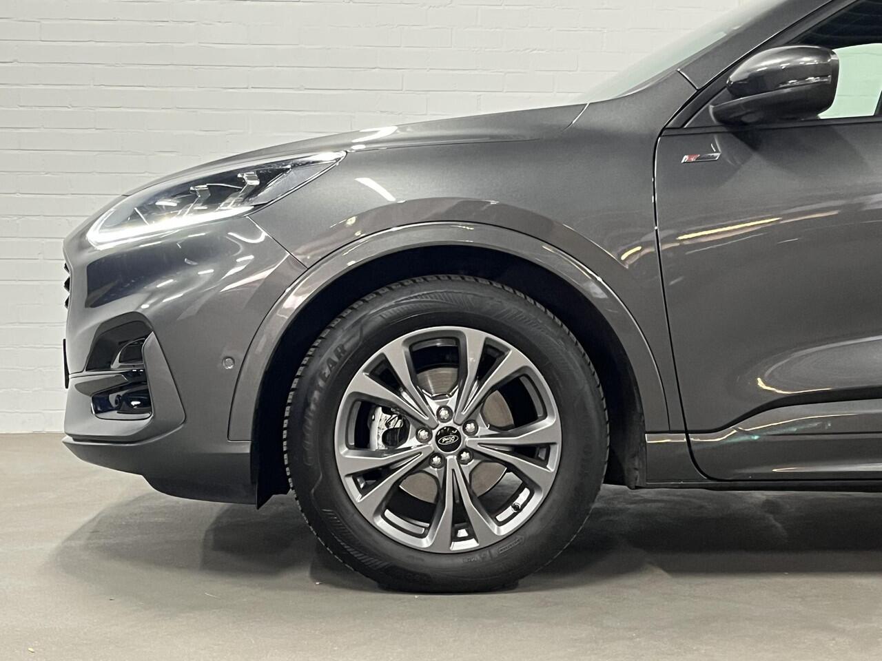 Ford KUGA 1.5 EcoBoost ST-Line X *1800 kg Trekgewicht | Open dak | Trekhaak | Adapt. cruise control | B&O | Carplay | Stuur-/Stoelverwarming