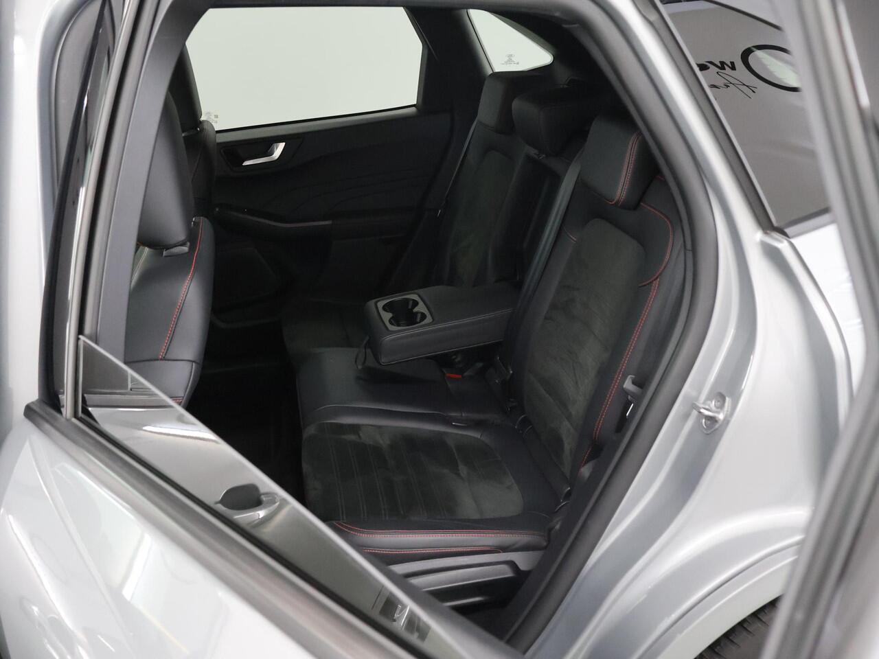 Ford KUGA 1.5 EcoBoost ST-Line X | Winterpakket | Cruise Control Adaptief | B&O | Parkeercamera |