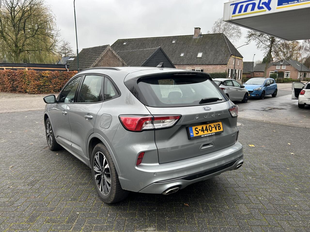 Ford KUGA 2.5 PHEV ST-Line