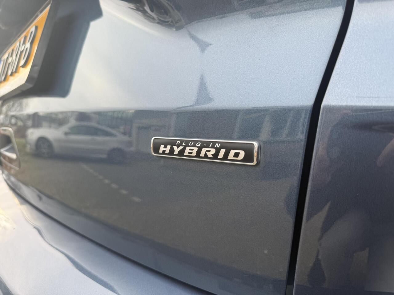 Ford KUGA 2.5 PHEV ST-Line X | Winterpack | Trekhaak | Verwarmde Voorruit | Adaptive Cruise Control | Apple Carplay |