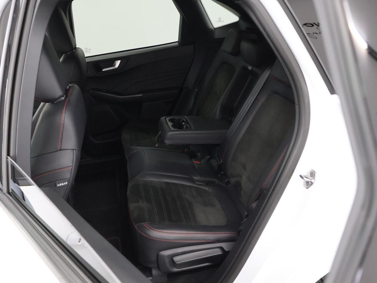 Ford KUGA 2.5 PHEV ST-Line X | Winterpakket | Cruise Control adaptief | B&O | Parkeercamera |