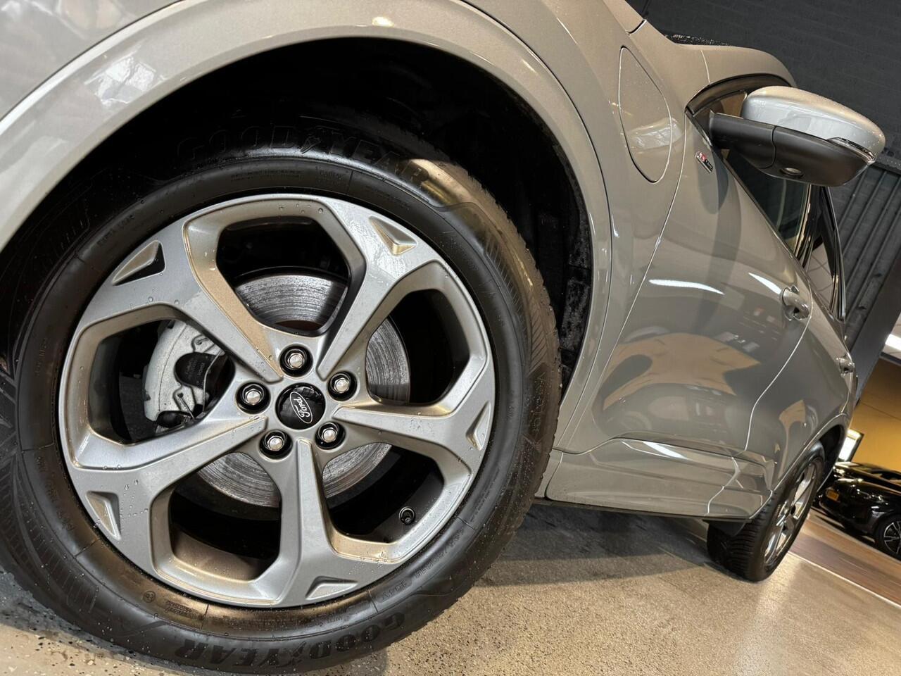 Ford KUGA 2.5 PHEV ST-Line |Stoel/Stuurverw. V+A |Keyless |Camera