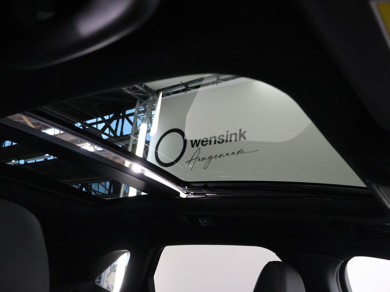 Ford KUGA 2.5 PHEV ST-Line X | Panoramadak | Winterpakket | Head-Up | Cruise Control Adaptief | Elektr. Achterklep |