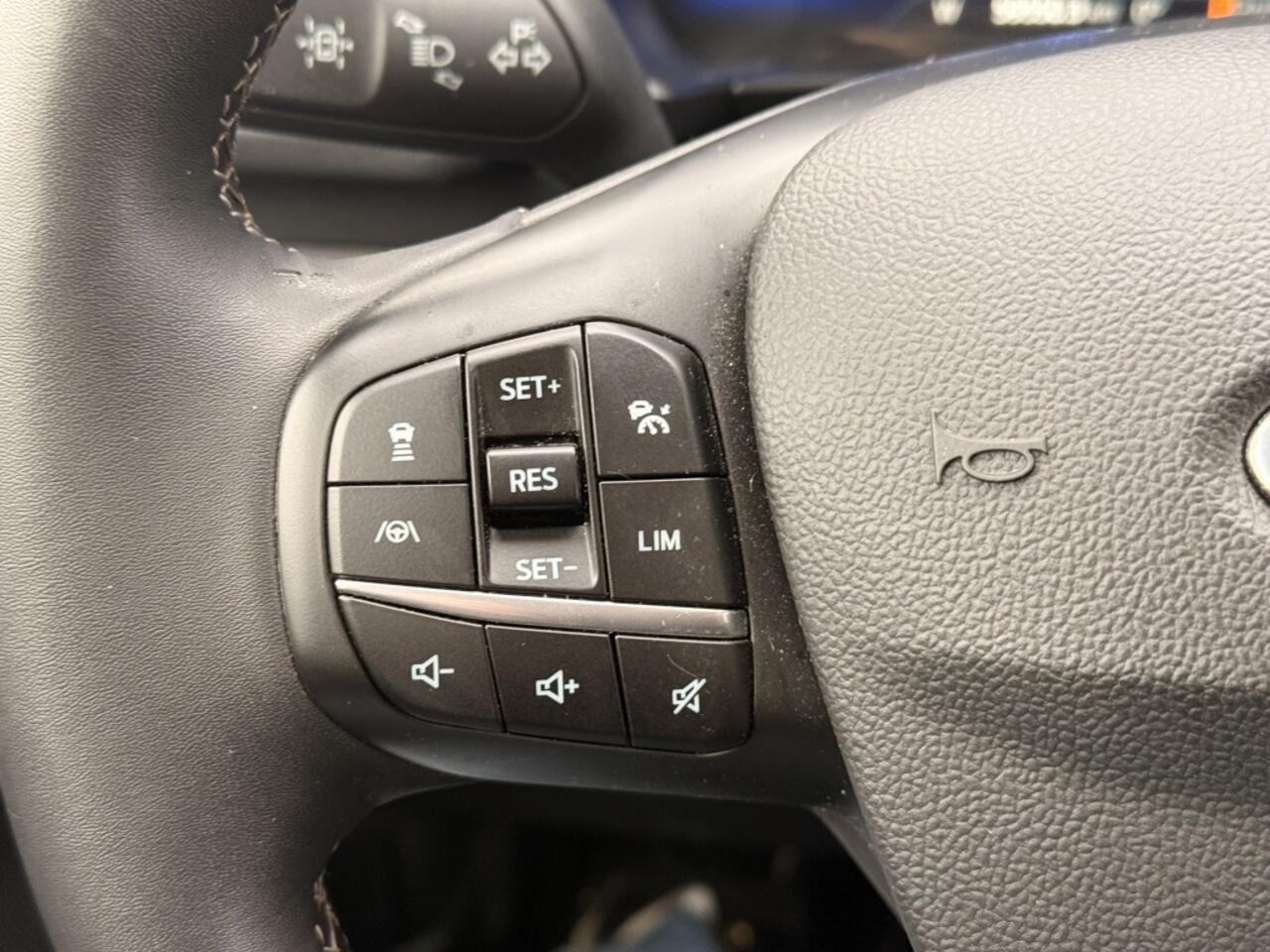 Ford KUGA 2.5 PHEV Vignale | Panorama | Trekhaak | Camera