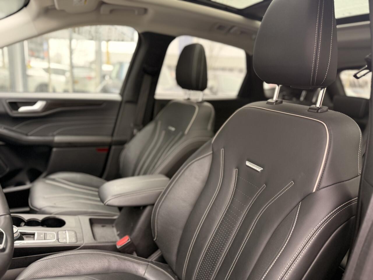 Ford KUGA 2.5 PHEV Vignale | Panorama | Trekhaak | Camera