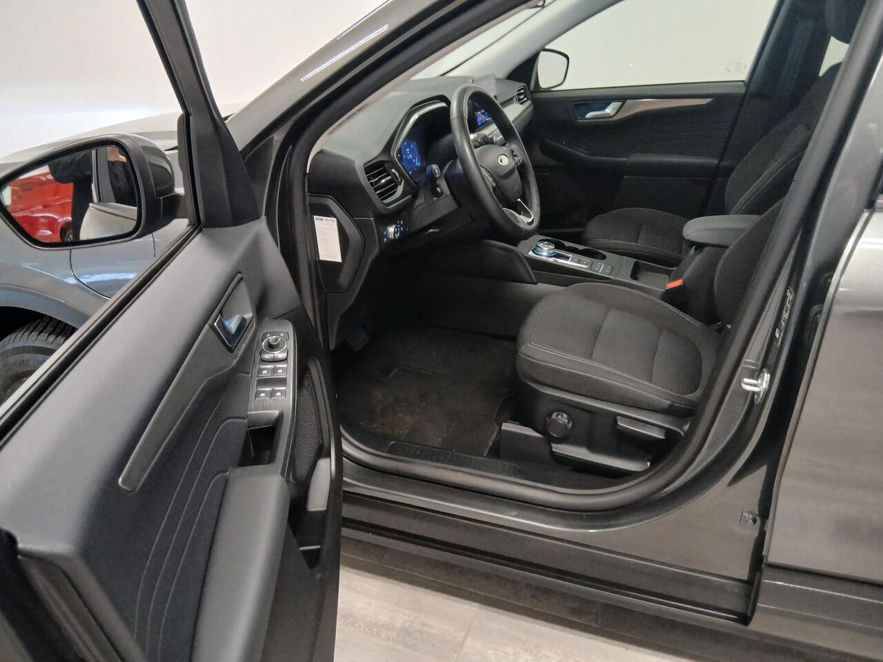 Ford KUGA 2.5 PHEV Titanium *Trekhaak Elektrisch* Adap. Cruise* Winter Pack* Elektrische achterklep*