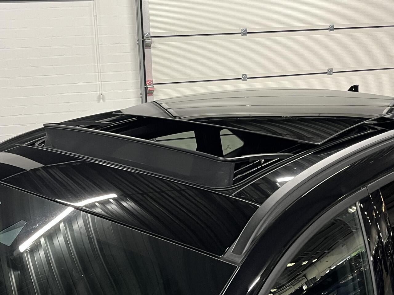 Ford KUGA 1.5 EcoBoost ST-Line X | Trekhaak | Open dak | Adapt. cruise | Verwarmde voorruit | Stoel-/Stuur verwarming | Carplay | *1800 kg Trekgewicht *All-in Prijs*