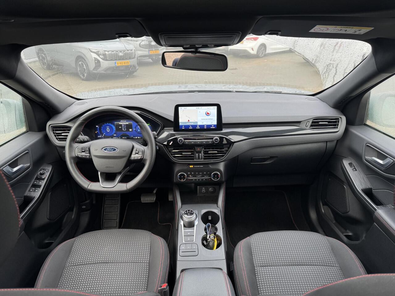Ford KUGA 2.5 PHEV ST-Line 225pk | Winterpack | Panorama Dak | SYNC 3 Navigatie | Privacy Glass