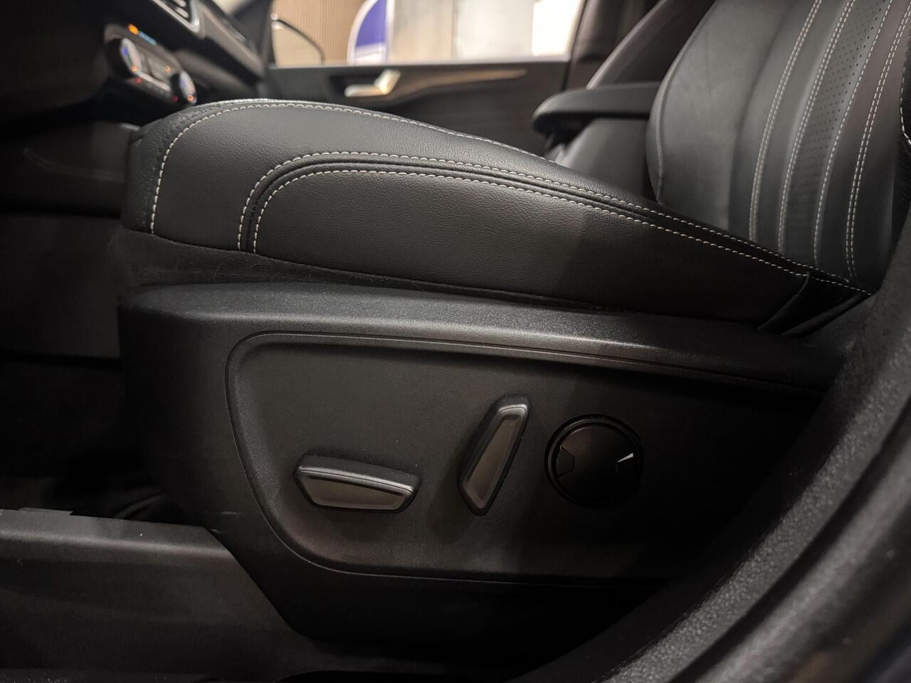 Ford KUGA 2.5 PHEV Vignale Full-Options Ad. Cruise Camera Winter Dodehoek Parking pack HUD El. Klep