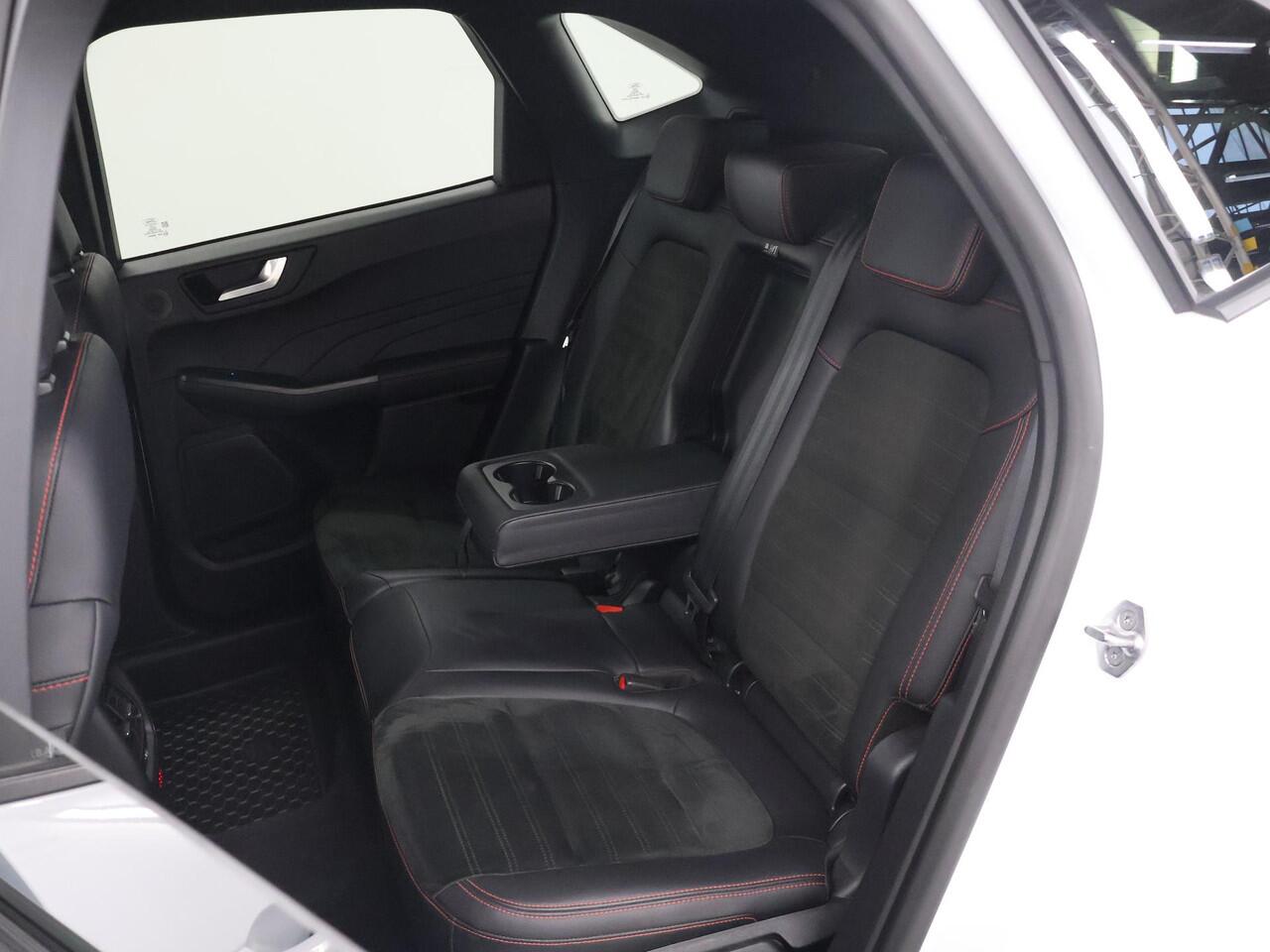 Ford KUGA 2.5 PHEV ST-Line X | Black Pack | Winterpack | Cruise Control Adaptief | B&O |