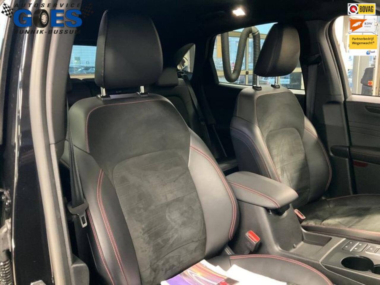 Ford KUGA Plug-In Hybrid ST-Line X